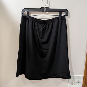 New Women's Stretchy Black Skirt